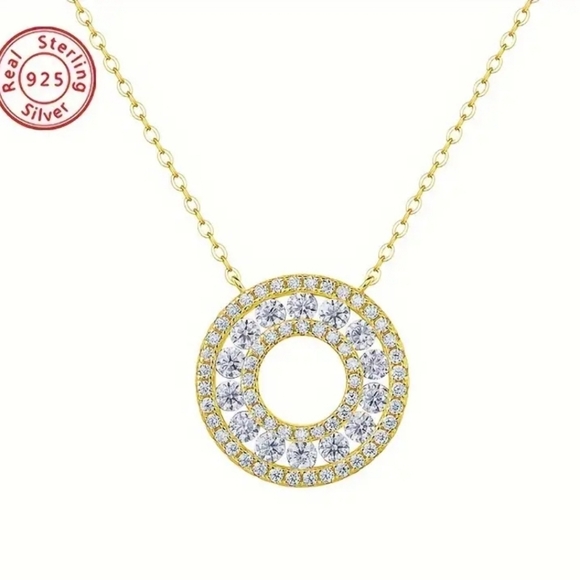 Moissanite Golden Circle Pendant Necklace - Picture 8 of 8